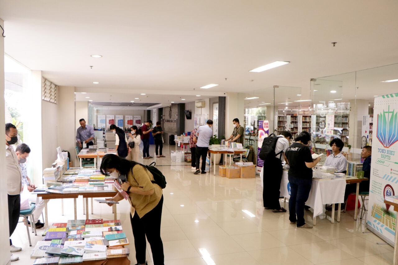 Bazar Buku Sttb Sekolah Tinggi Teologi Bandung