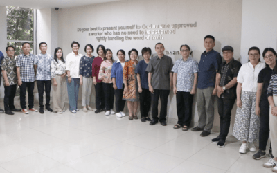 Kunjungan Yayasan Eben Haezer Manado ke STTB